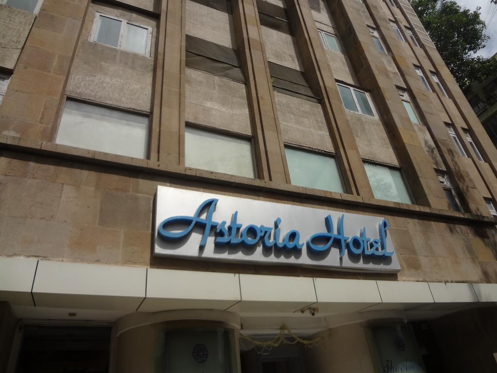 Astoria Hotel Мумбаи Экстерьер фото