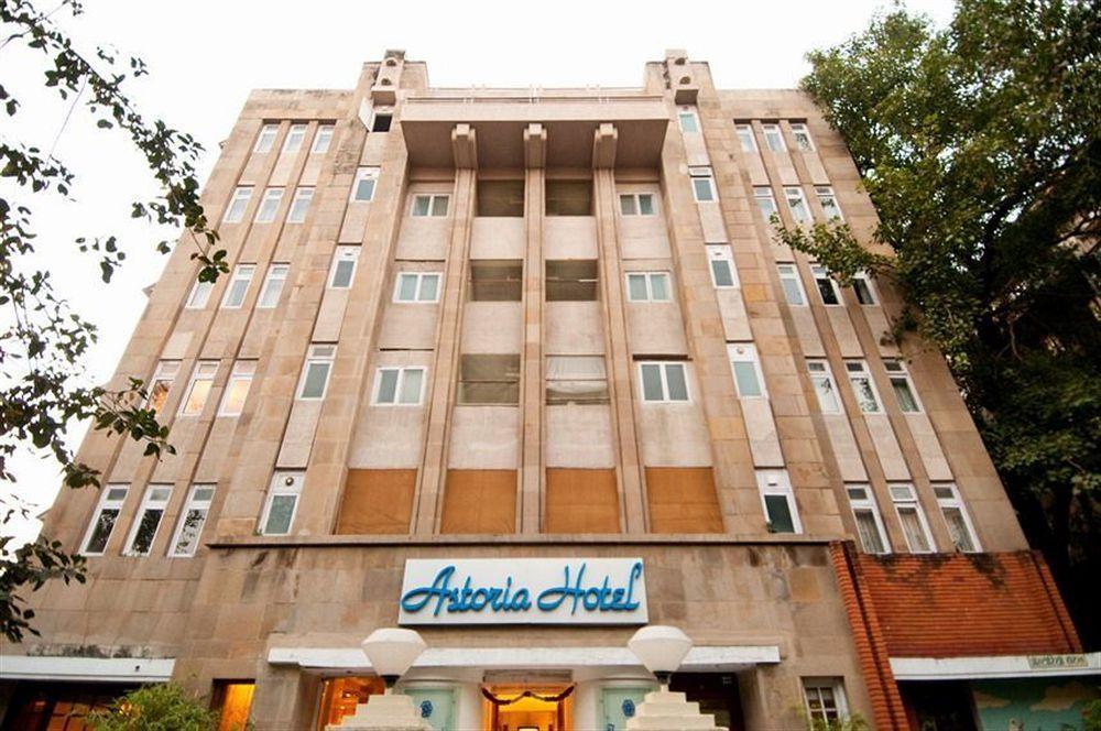 Astoria Hotel Мумбаи Экстерьер фото